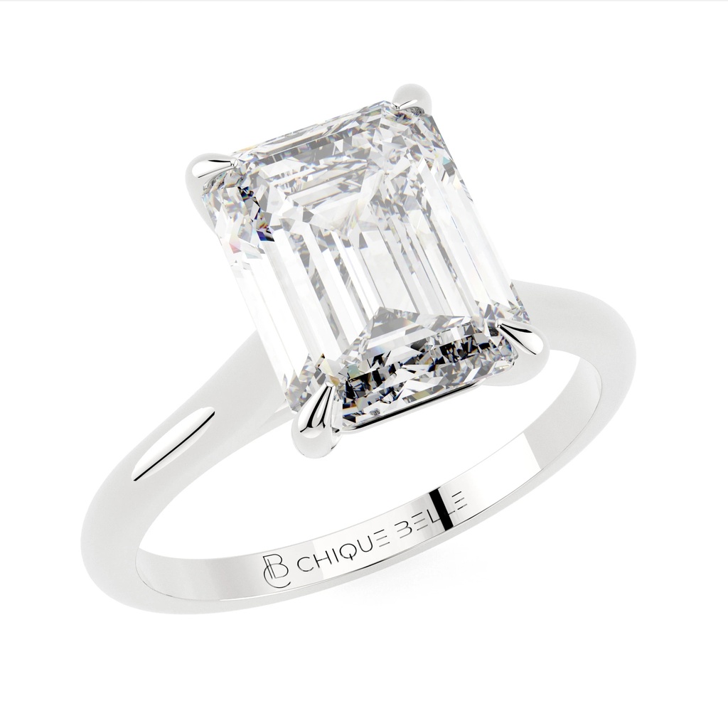 Classic Zinnia Diamond Ring