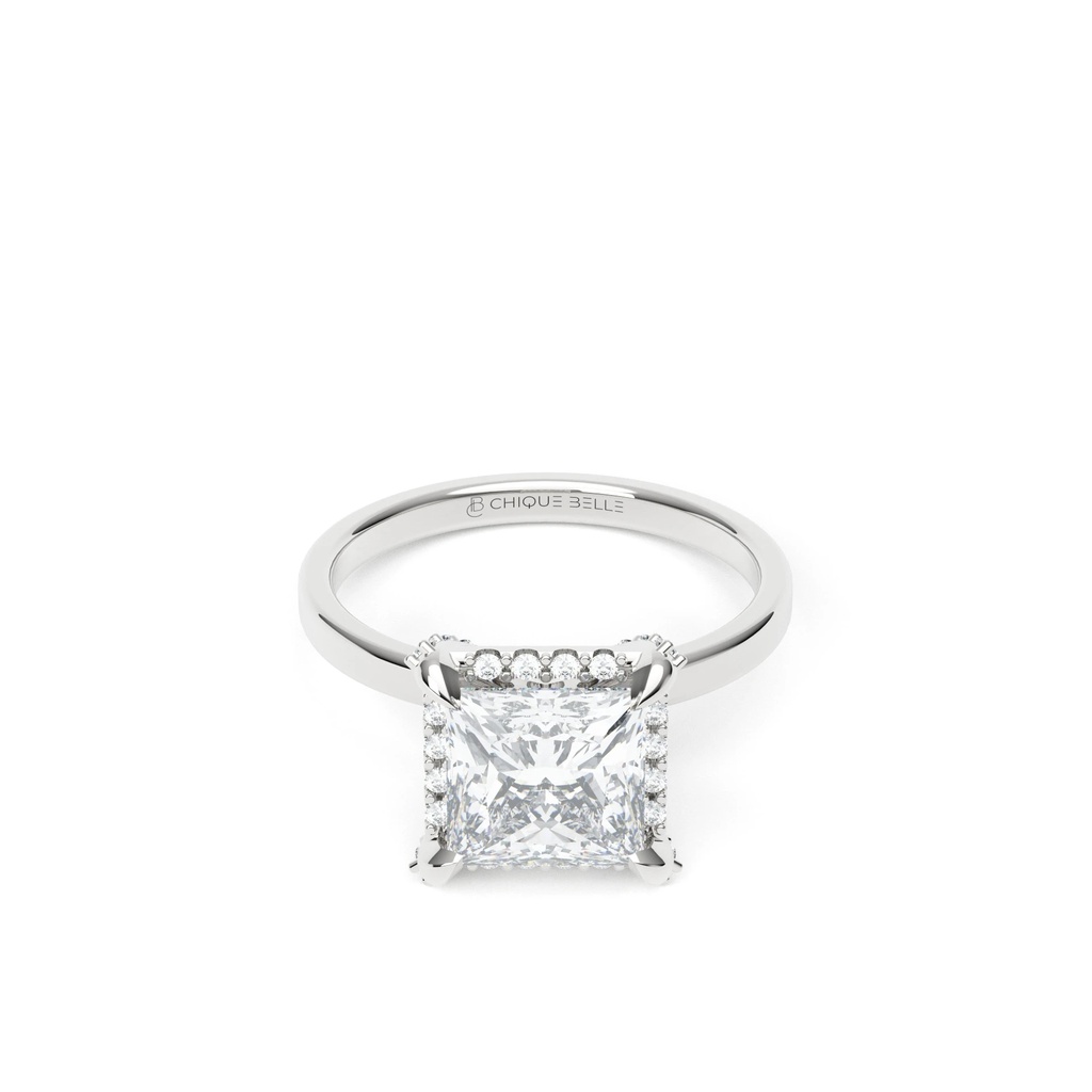 Angrec Halo Diamond Ring
